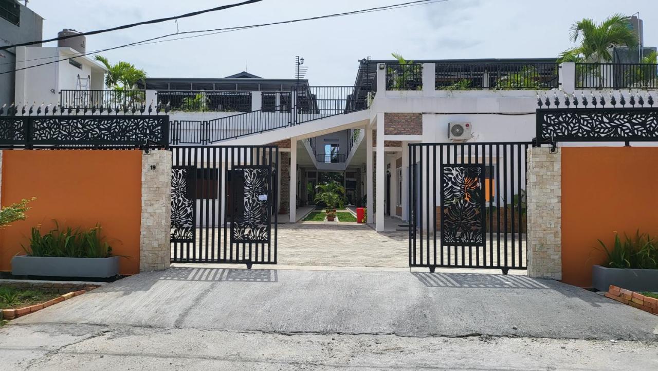 Rumah Tropis - Lantai 1 Apartamento Pekanbaru Exterior foto